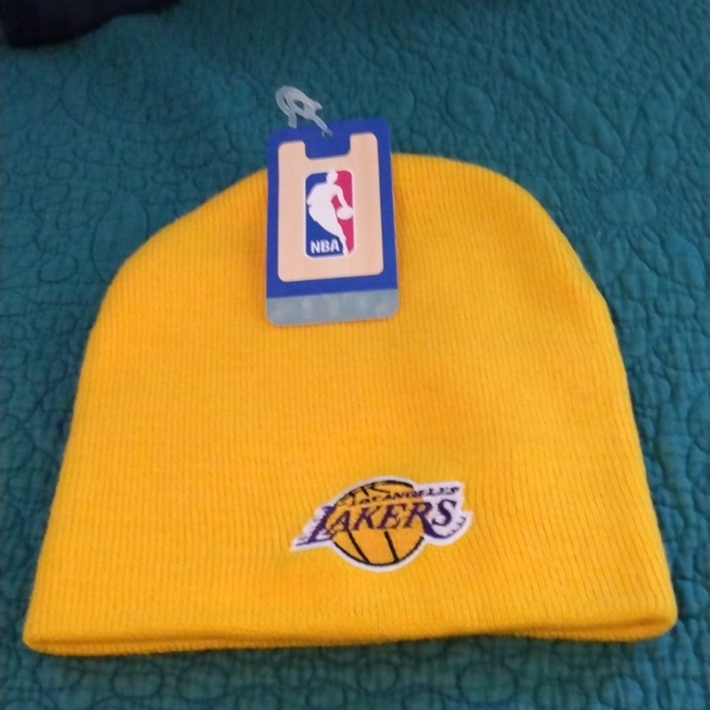 NWT Lakers NBA Knit Cap In Yellow Gold With Logo One Size Fits All